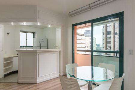 Apartamento para alugar com 40m², 1 quarto e 1 vaga Apartamento para alugar com 40m², 1 quarto e 1 vagaSala
