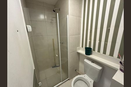 Apartamento para alugar com 48m², 2 quartos e sem vagaBanheiro