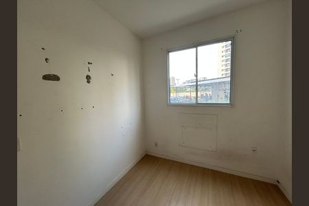 Quarto 1 de apartamento para alugar com 2 quartos, 48m² em Del Castilho, Rio de Janeiro