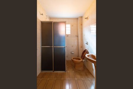 Banheiro de casa para alugar com 1 quarto, 30m² em Parque Savoi City, São Paulo