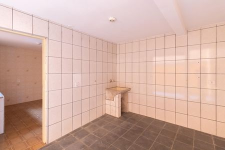 Casa para alugar com 30m², 1 quarto e sem vaga Casa para alugar com 30m², 1 quarto e sem vagaÁrea de Serviço