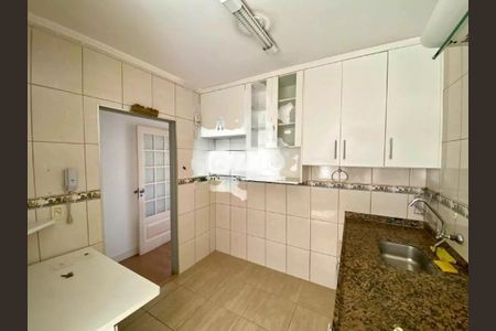 Foto 03 de apartamento à venda com 2 quartos, 65m² em Taquaral, Campinas