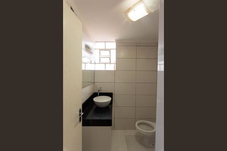 Apartamento à venda com 72m², 2 quartos e 1 vaga Apartamento à venda com 72m², 2 quartos e 1 vagaBanheiro