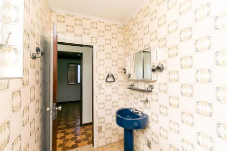 Casa para alugar com 325m², 3 quartos e 4 vagas Casa para alugar com 325m², 3 quartos e 4 vagasBanheiro social