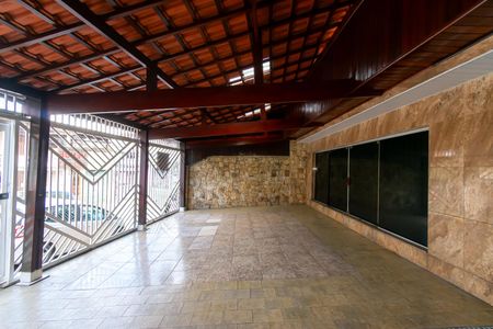 Casa para alugar com 325m², 3 quartos e 4 vagas Casa para alugar com 325m², 3 quartos e 4 vagasGaragem