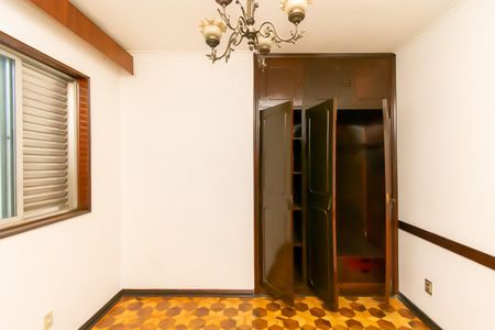 Casa para alugar com 325m², 3 quartos e 4 vagas Casa para alugar com 325m², 3 quartos e 4 vagasQuarto 1