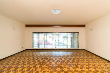 Casa para alugar com 325m², 3 quartos e 4 vagas Casa para alugar com 325m², 3 quartos e 4 vagasSala