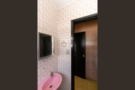 Casa para alugar com 325m², 3 quartos e 4 vagas Casa para alugar com 325m², 3 quartos e 4 vagasBanheiro de Serviço