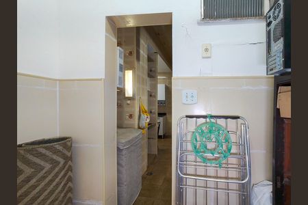 Apartamento à venda com 65m², 2 quartos e 1 vaga Apartamento à venda com 65m², 2 quartos e 1 vagaQuarto de Serviço