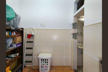 Apartamento à venda com 65m², 2 quartos e 1 vaga Apartamento à venda com 65m², 2 quartos e 1 vagaQuarto de Serviço