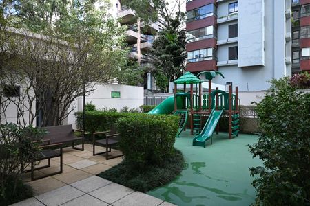 Apartamento à venda com 220m², 3 quartos e 4 vagasPlayground