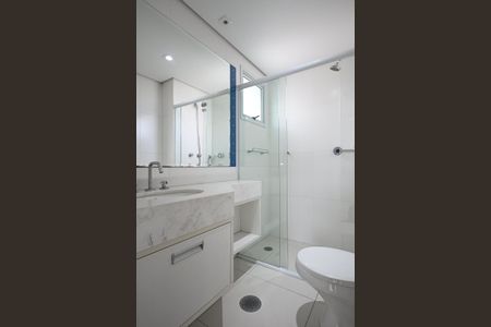 Apartamento à venda com 220m², 3 quartos e 4 vagasBanheiro Suíte 2