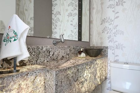 Apartamento à venda com 220m², 3 quartos e 4 vagasLavabo