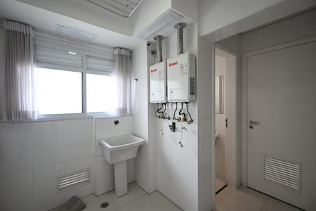 Apartamento à venda com 220m², 3 quartos e 4 vagasÁrea de Serviço 