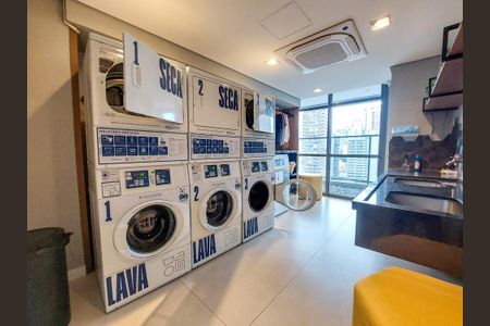 Apartamento para alugar com 95m², 3 quartos e 2 vagas Apartamento para alugar com 95m², 3 quartos e 2 vagasLavanderia