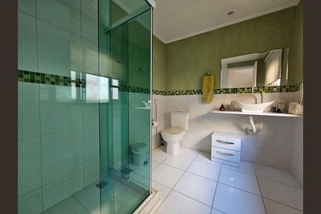 Casa de condomínio à venda com 122m², 2 quartos e 1 vaga Casa de condomínio à venda com 122m², 2 quartos e 1 vagaBanheiro