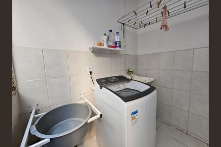 Casa de condomínio à venda com 122m², 2 quartos e 1 vaga Casa de condomínio à venda com 122m², 2 quartos e 1 vagaÁrea de serviço