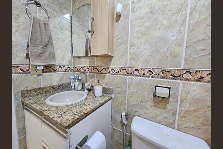 Casa de condomínio à venda com 122m², 2 quartos e 1 vaga Casa de condomínio à venda com 122m², 2 quartos e 1 vagaBanheiro 2