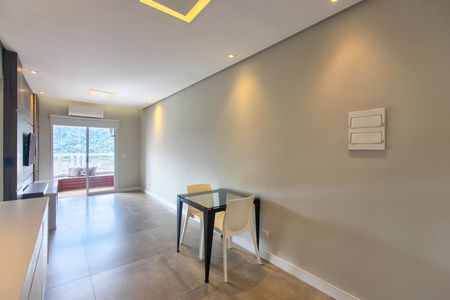 Apartamento para alugar com 70m², 2 quartos e 1 vaga Apartamento para alugar com 70m², 2 quartos e 1 vagaSala