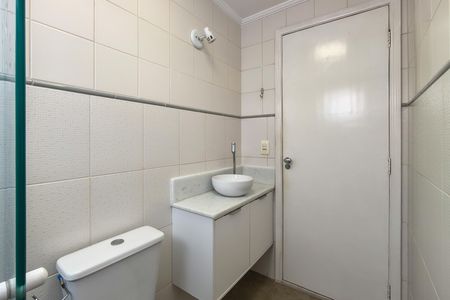 Apartamento para alugar com 70m², 2 quartos e 1 vaga Apartamento para alugar com 70m², 2 quartos e 1 vagaBanheiro
