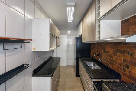 Apartamento para alugar com 70m², 2 quartos e 1 vaga Apartamento para alugar com 70m², 2 quartos e 1 vagaCozinha