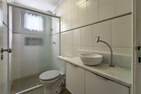 Apartamento para alugar com 70m², 2 quartos e 1 vaga Apartamento para alugar com 70m², 2 quartos e 1 vagaBanheiro