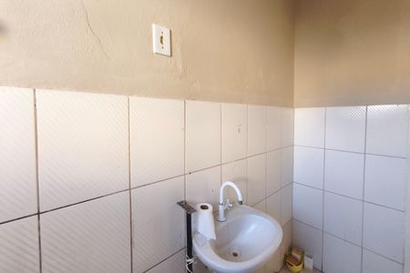 Banheiro de casa à venda com 2 quartos, 160m² em Vila Satúrnia, Campinas