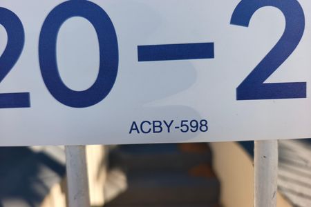 PLACA ISTALADA NA FACHADA ACBY - 598 de casa à venda com 2 quartos, 160m² em Vila Satúrnia, Campinas