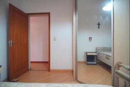 Casa à venda com 320m², 5 quartos e 5 vagasQuarto 4