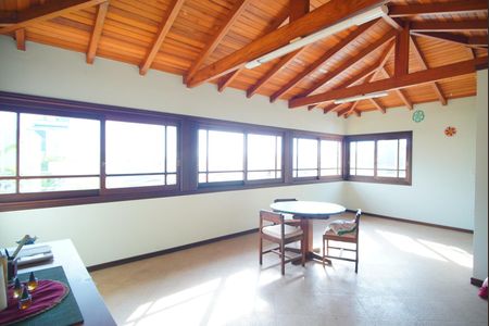 Casa à venda com 320m², 5 quartos e 5 vagasQuarto 5 - Suíte