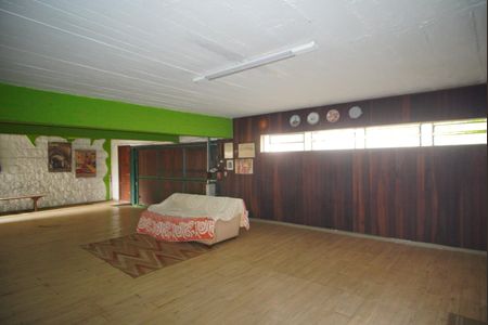 Casa à venda com 320m², 5 quartos e 5 vagasGaragem