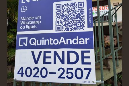 Casa à venda com 320m², 5 quartos e 5 vagas Casa à venda com 320m², 5 quartos e 5 vagasQR Code - XBYR-58