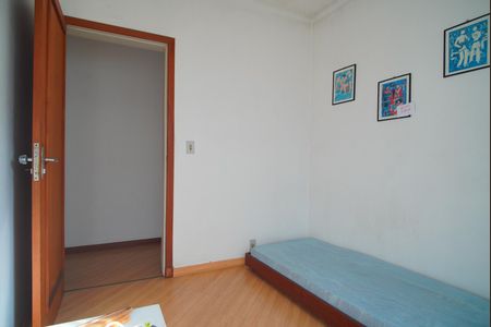 Casa à venda com 320m², 5 quartos e 5 vagasQuarto 2