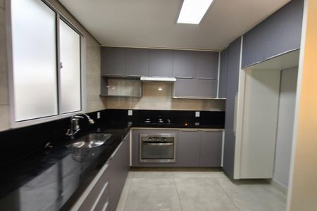 Apartamento para alugar com 54m², 2 quartos e 1 vaga Apartamento para alugar com 54m², 2 quartos e 1 vagaCozinha