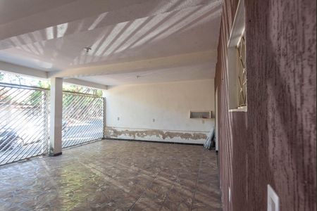 Garagem de casa à venda com 3 quartos, 100m² em Parque Residencial Vila União, Campinas