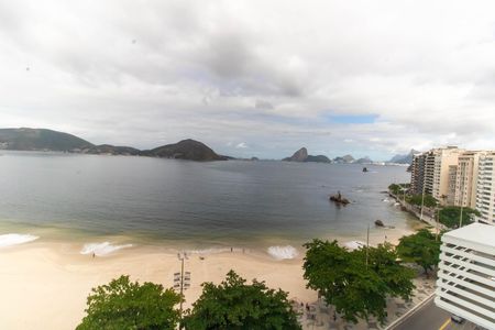 Vista da Sala de apartamento para alugar com 3 quartos, 200m² em Sra. das Graças, Niterói