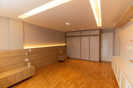 Quarto 1 de apartamento para alugar com 3 quartos, 200m² em Sra. das Graças, Niterói