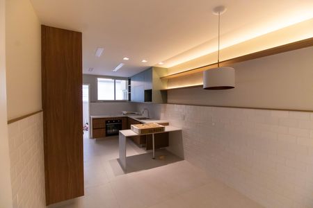 Apartamento para alugar com 200m², 3 quartos e 1 vagaCozinha