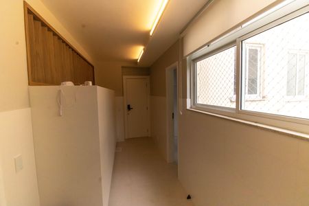 Apartamento para alugar com 200m², 3 quartos e 1 vagaÁrea de Serviço
