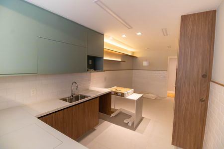 Apartamento para alugar com 200m², 3 quartos e 1 vagaCozinha