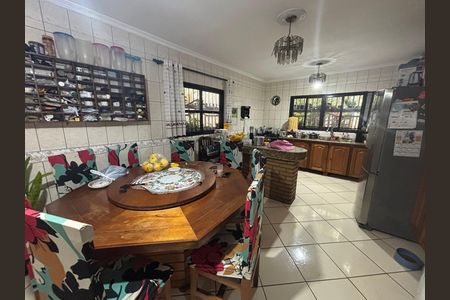 Cozinha - Armários de casa à venda com 3 quartos, 150m² em Engenheiro Goulart, São Paulo