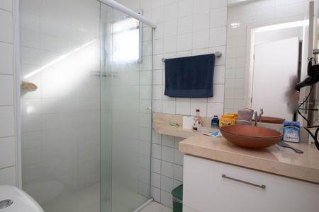 Apartamento à venda com 83m², 2 quartos e 1 vagaBanheiro da Suíte