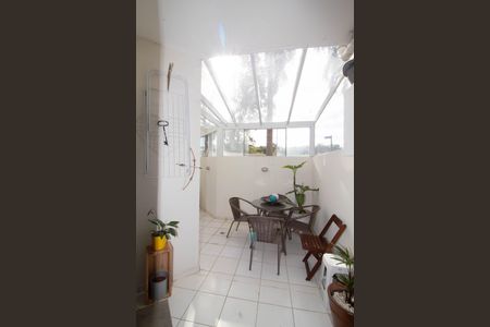 Apartamento à venda com 83m², 2 quartos e 1 vagaÁrea externa
