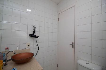 Apartamento à venda com 83m², 2 quartos e 1 vagaBanheiro da Suíte