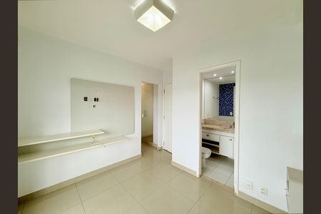 Apartamento para alugar com 100m², 2 quartos e 3 vagas Apartamento para alugar com 100m², 2 quartos e 3 vagasSuíte 2