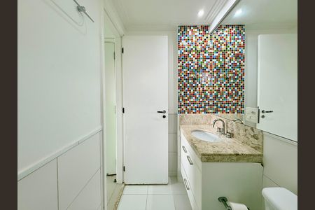 Apartamento para alugar com 100m², 2 quartos e 3 vagas Apartamento para alugar com 100m², 2 quartos e 3 vagasBanheiro Suíte 1