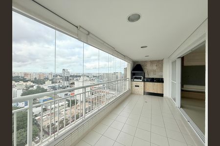 Apartamento para alugar com 100m², 2 quartos e 3 vagas Apartamento para alugar com 100m², 2 quartos e 3 vagasVaranda