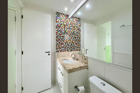 Apartamento para alugar com 100m², 2 quartos e 3 vagas Apartamento para alugar com 100m², 2 quartos e 3 vagasBanheiro Suíte 1