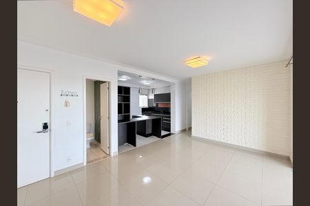 Apartamento para alugar com 100m², 2 quartos e 3 vagas Apartamento para alugar com 100m², 2 quartos e 3 vagasSala