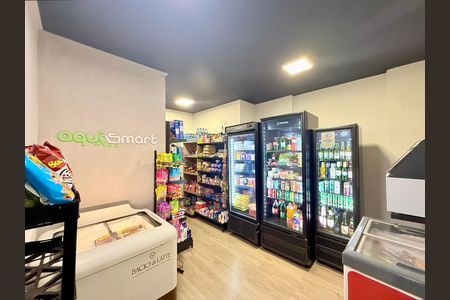 Apartamento para alugar com 100m², 2 quartos e 3 vagas Apartamento para alugar com 100m², 2 quartos e 3 vagasMercadinho